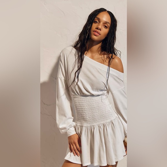 NWT FREE PEOPLE SCORCHING HOT LONG SLEEVE MINI DRESS CLEAN IVORY - Picture 3 of 3